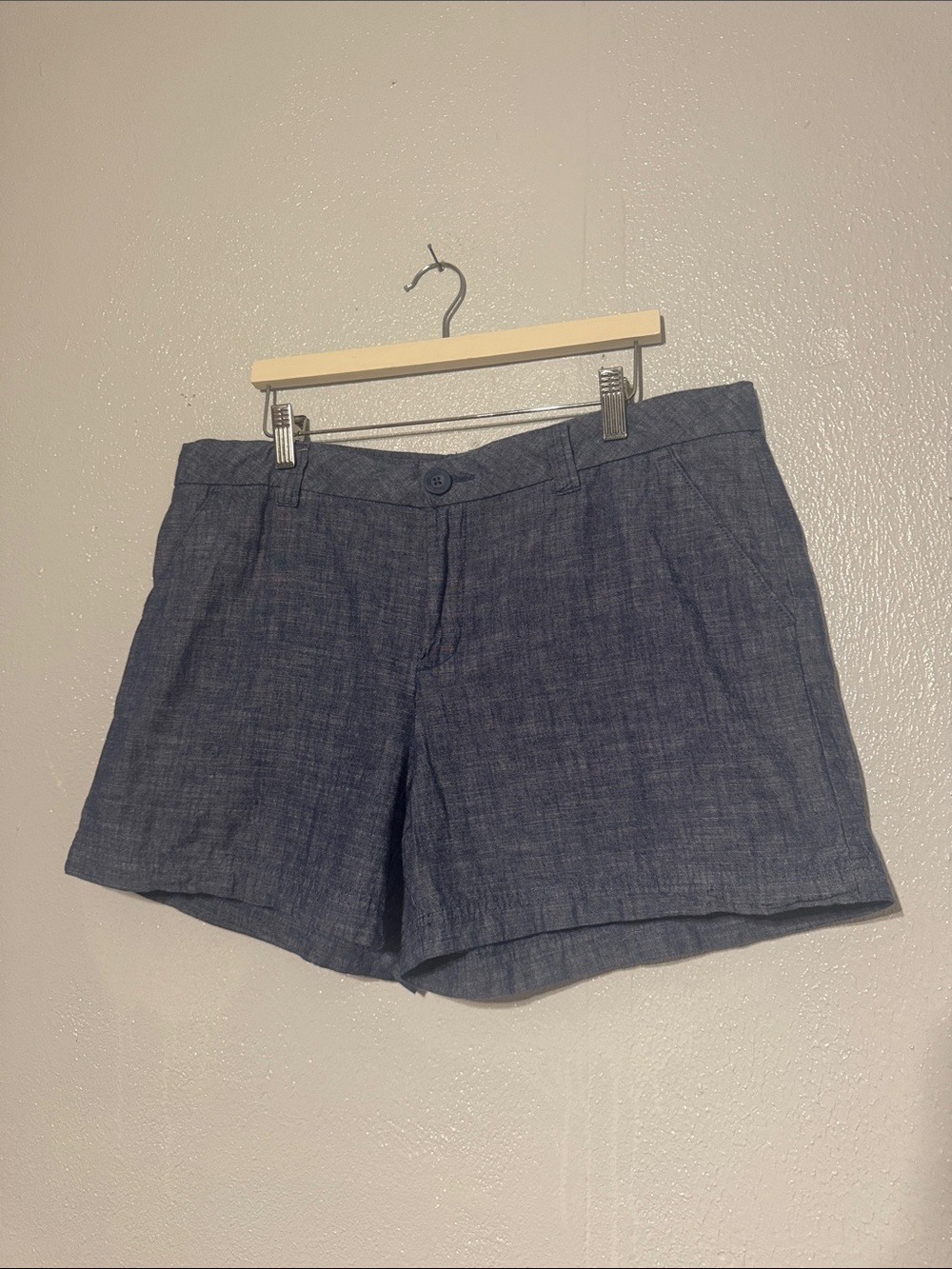BCG Blue Linen Blend Chambray Casual Chino Shorts Size 14